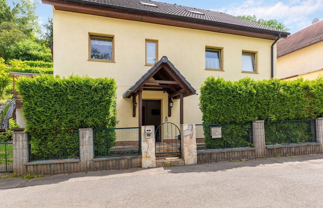 Cosy Apartment in Dresden With Balcony and Swimming Pool - Foto 1