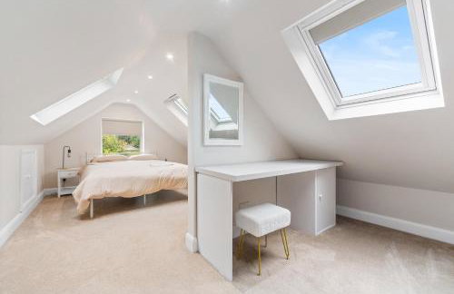 Modern Serenity in Langley Vale - Photo 2