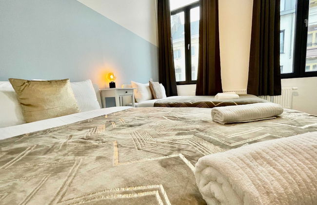 Luxury 2BR 2BA Near Fashion District by Oneluxstay - Foto 39