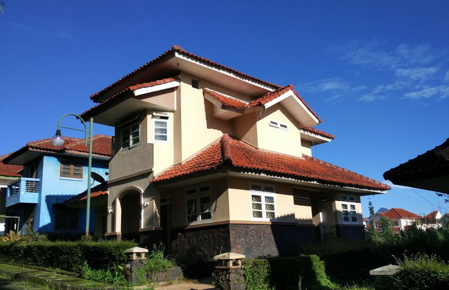 Villa Tamie Bumi Ciherang - Foto 1