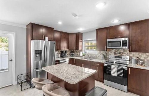 King bd Charming 2-Storey Cottage w PrivateYard - Foto 5