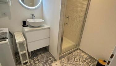 Superbe T2, rénové, calme - Foto 5