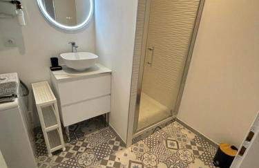 Superbe T2, rénové, calme - Foto 5