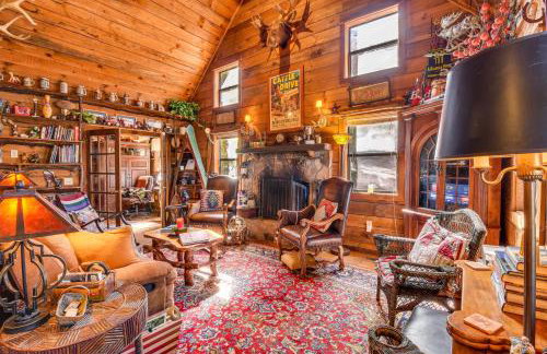 Rustic Cabin with Porches 8 Mi to Tallulah Gorge! - Photo 3