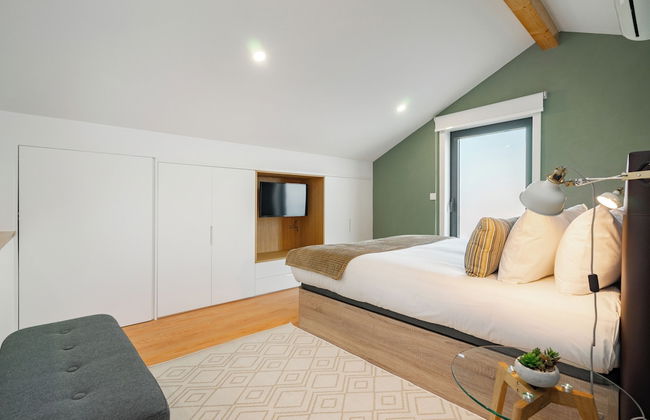 C312 Riverside View Premium Apartment w/ AC & Terrac - Foto 5