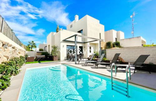 Villa Eivissa Ciudad Quesada by Villas&You - Photo 1