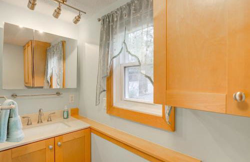 Lakefront Salem Retreat - Fish, Swim, Kayak and More - Foto 18