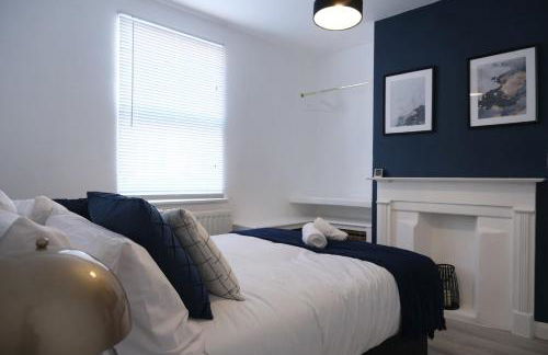 Stylish 4 Bed Home in Aylesbury, Buckinghamshire - Foto 19