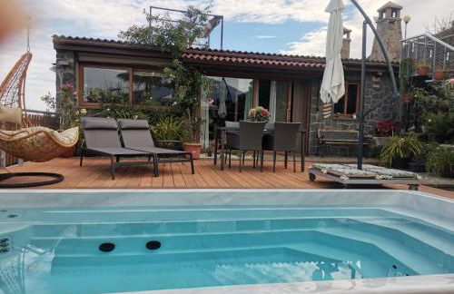 Finca Vistas al Teide con jacuzzi, wifi y TV satélite - Foto 1