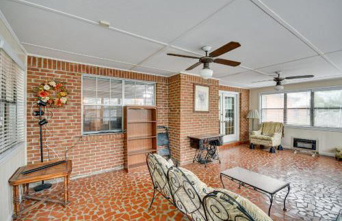 Spacious Downtown Montgomery Home with Yard, Patio! - Foto 29