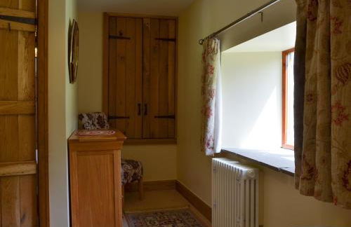 Bings Farm House - Photo 12