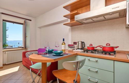 Al Porticciolo Apartment by Gardenjoy - Foto 5