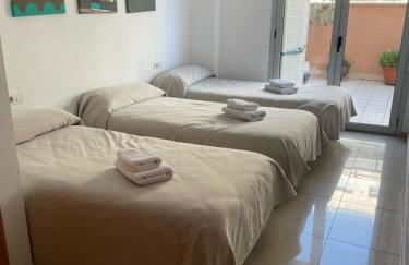 Badalona Beach Apartment - Photo 8