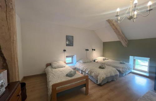 Al Bioule - Maison climatisée avec piscine - Foto 9