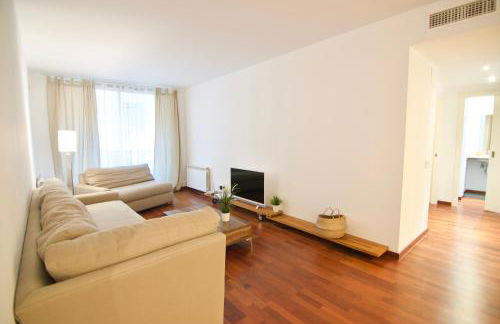 Glasir Homes Barcelona - Photo 28