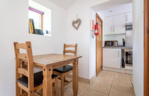 Garden Cottage - Photo 8