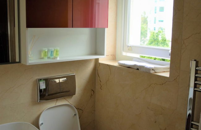 Kew Bridge by Charles Hope - Foto 42