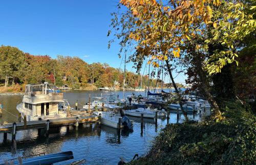 4BR Family Retreat Near Annapolis w Large Yard - Foto 45