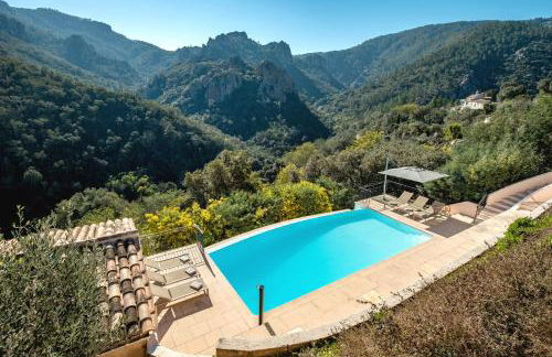 Luxury Villa for 8, private pool, airco, sea and mountain views - Foto 7
