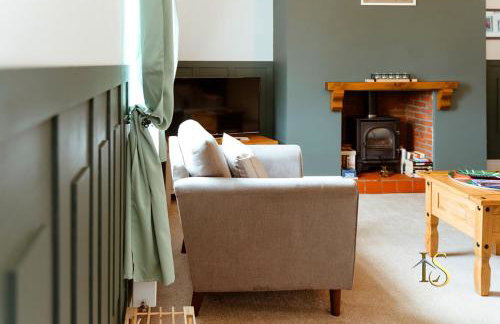 *Luke Stays Oswald Terrace* - Foto 43