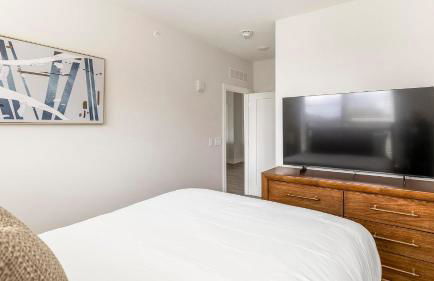 Landing Amazing 1BD Pool Courtyard - Foto 35