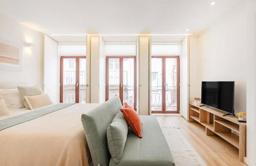 Studio Central 111 Collection - Photo 2