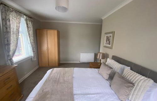 3BR Sleeps 6 Free Parking Near Glasgow City - Foto 13