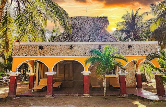 Hacienda Antigua Villa, 50m From Sandy Beach - Photo 1