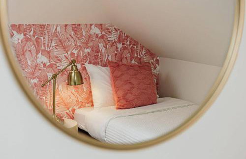 Luxe Victorian Retreat • Walk to Downtown - Foto 52