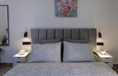 Klodian Suites - Photo 47