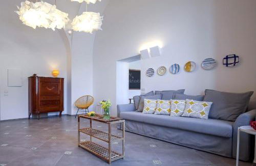 Starhost - CASTLE MEZZACAPO seaview terrace, garden and parking - Foto 15