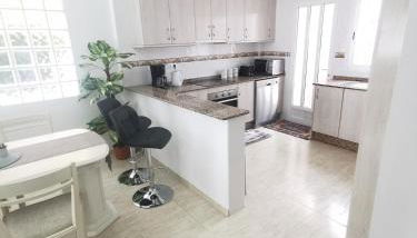 Gregorys Poolside Villa - Foto 3, stove, dishwasher