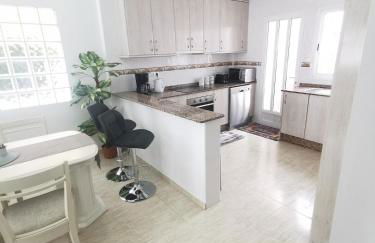 Gregorys Poolside Villa - Foto 3