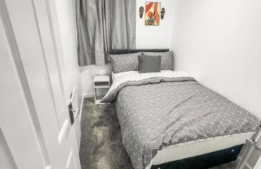 New Manchester City Getaway House with 2 FREE Parking - Foto 54