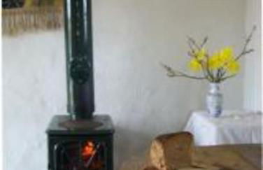 The Cwtsh at Ffynnon Clun: unique. - Photo 4