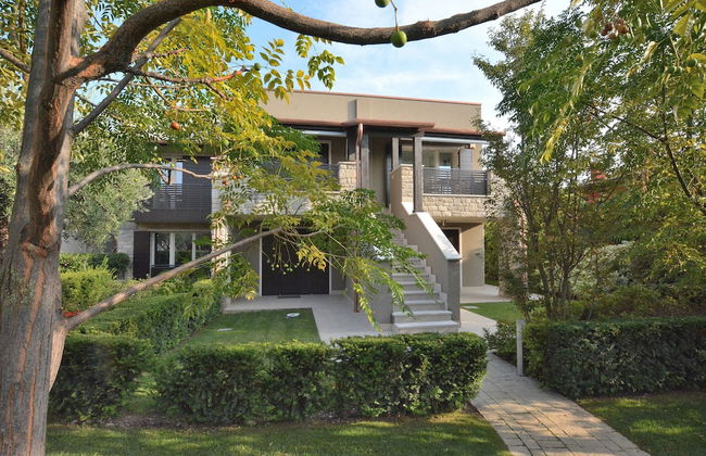 Apartment Berengario With Pool - Photo 15