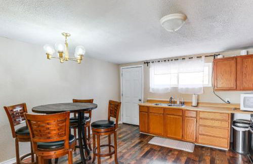 Carlsbad Home about 22 Mi to Natl Park! - Foto 9