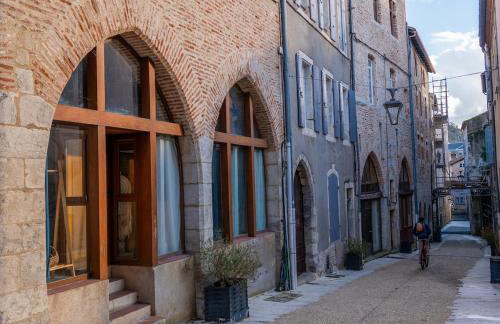 Grand appartement plein centre - Photo 5