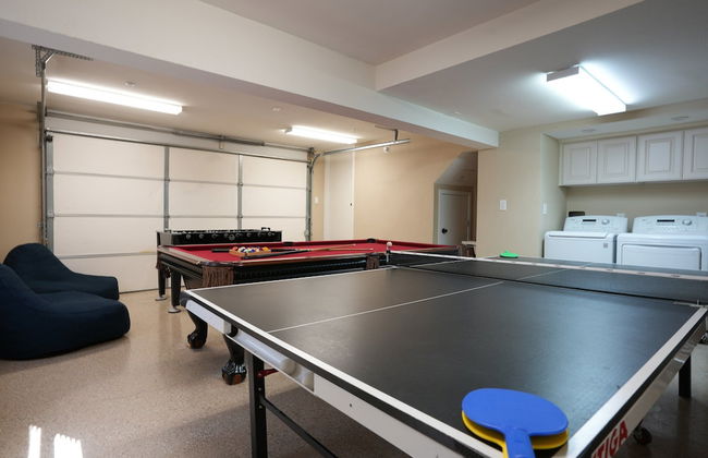 Sweet 4 bedroom, 3 bath plus Loft Bedroom, Pool Home - Photo 34