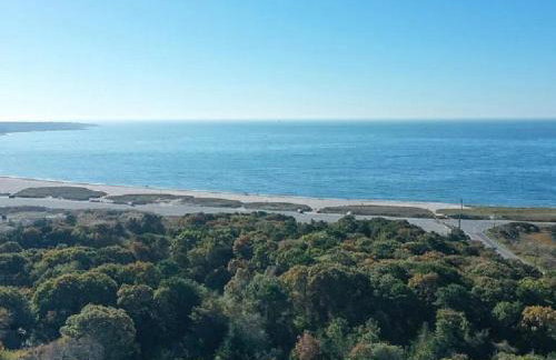 Spacious Oceanfront 3BR Condo with Private Beach in Ideal Hyannis Location - Photo 30