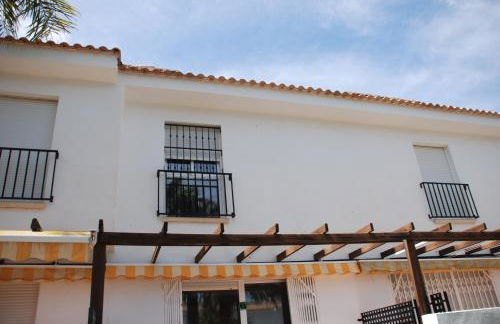 Magnífico Adosado con Piscina en Urb. Palm Beach - Foto 27