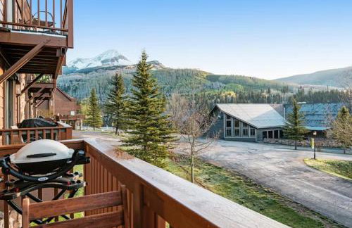 Mountain Condo w Views, Balconies and Fireplace - Foto 1