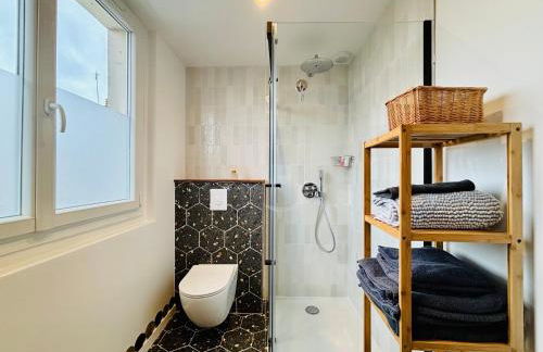 T2 au calme - 5 min à pied de la gare et 10min à pied du centre historique - Stationnement - Foto 17