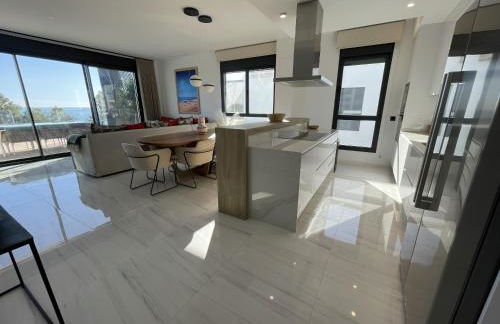 Luxury Sea View Penthouse by United Renters - Foto 28