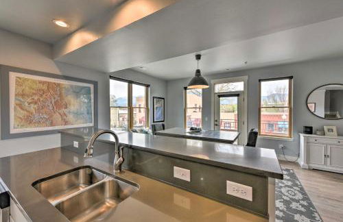 0660 Dtwn Salida Condo with Balcony - Foto 13