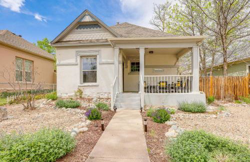 Walk to Dtwn Home with Vintage Charm in Cañon City! - Foto 1