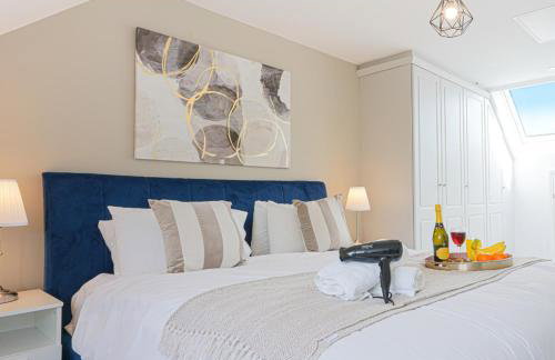 Wavendon House • Sleeps 6 • Driveway Parking • Garden • Fast Wifi • Smart TV • Yoko Property - Photo 1