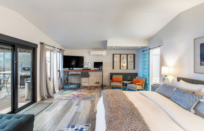 Oceanfront w/ Game Room, Fire Pit, Panoramic Views Angels Landing by Avantstay - Photo 3