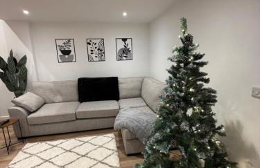 Luxury House, Great Location in Redditch - Contractors - Families - Groups - Relocators - Sleeps 9 - Foto 40