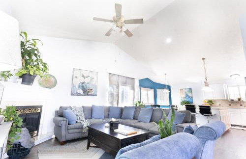 Farmington Gem 6BR Hot Cold Tub Sleeps 15 - Foto 8